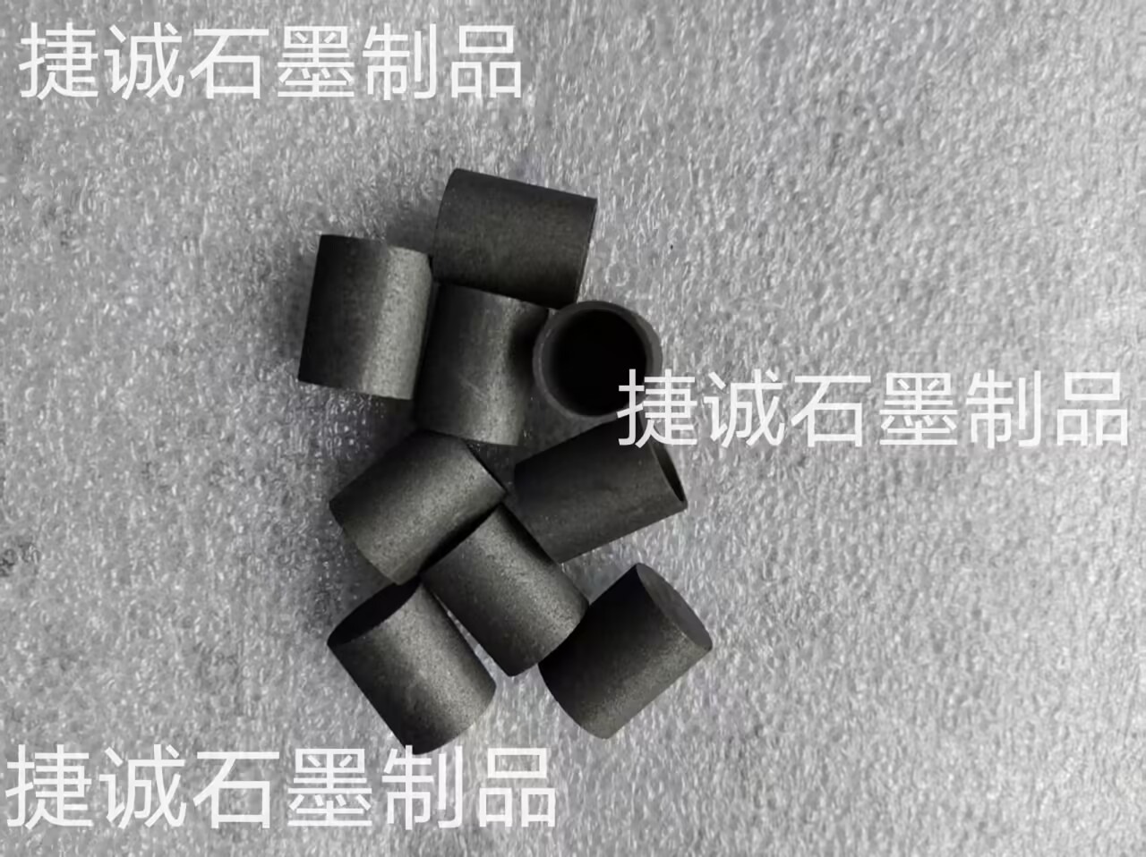 石墨坩堝，等靜壓石墨坩堝，高純石墨坩堝，分析儀器石墨坩堝，熔金石墨坩堝，石墨坩堝加工，石墨坩堝生產(chǎn)廠家